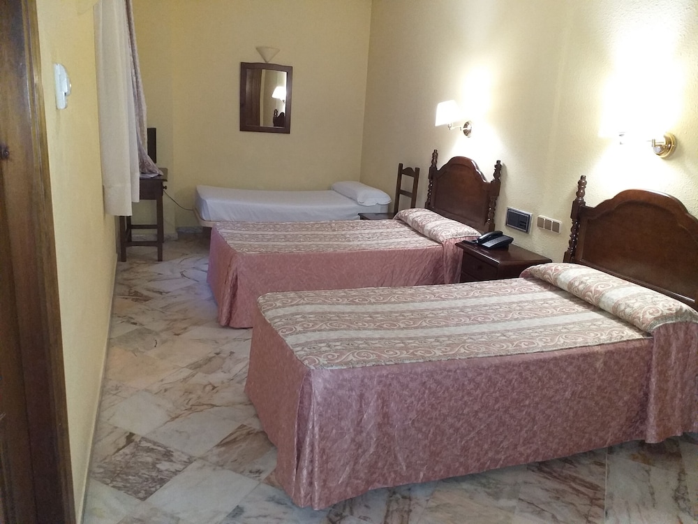 

Pisa - Valencina de la Concepción - Hotel Anfiteatro Romano