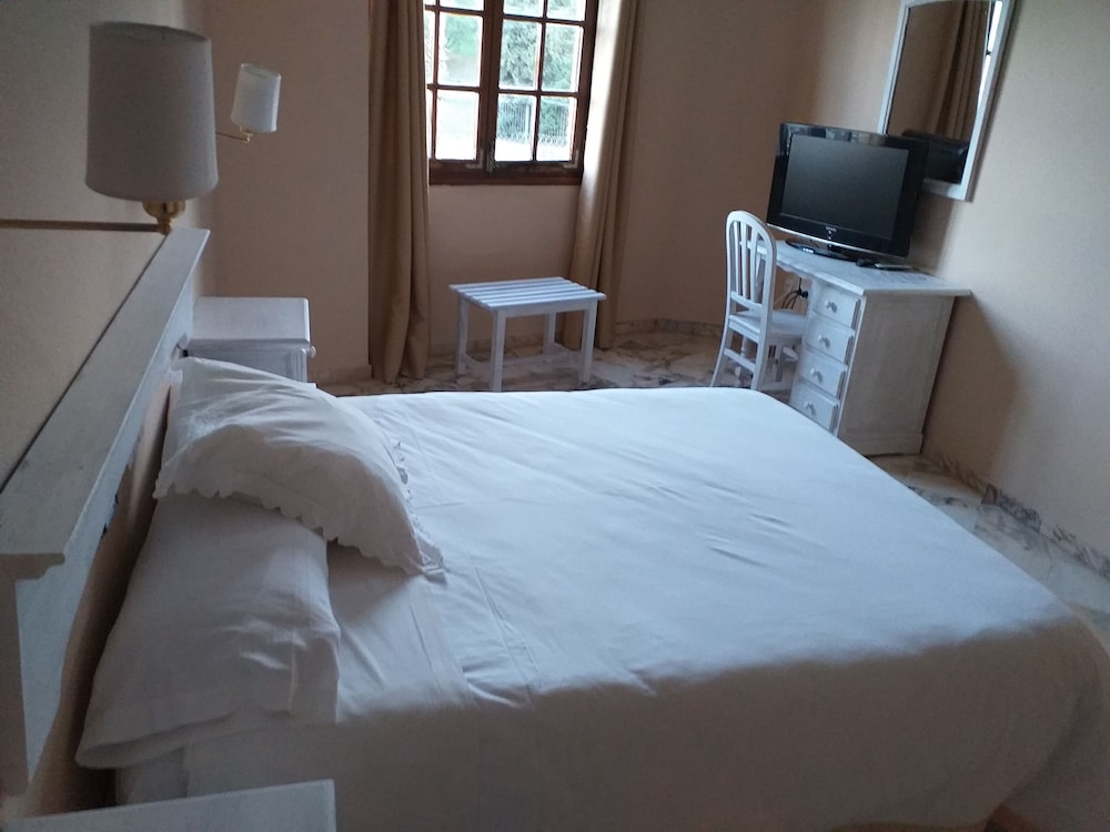 

Brindisi - Siviglia - Hotel Anfiteatro Romano