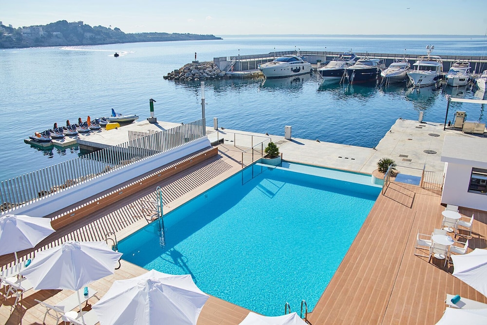 

Catania - Magaluf - Calanova Sports Residence