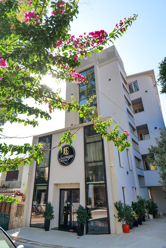 

Ancona - Valona - Hotel Semajo