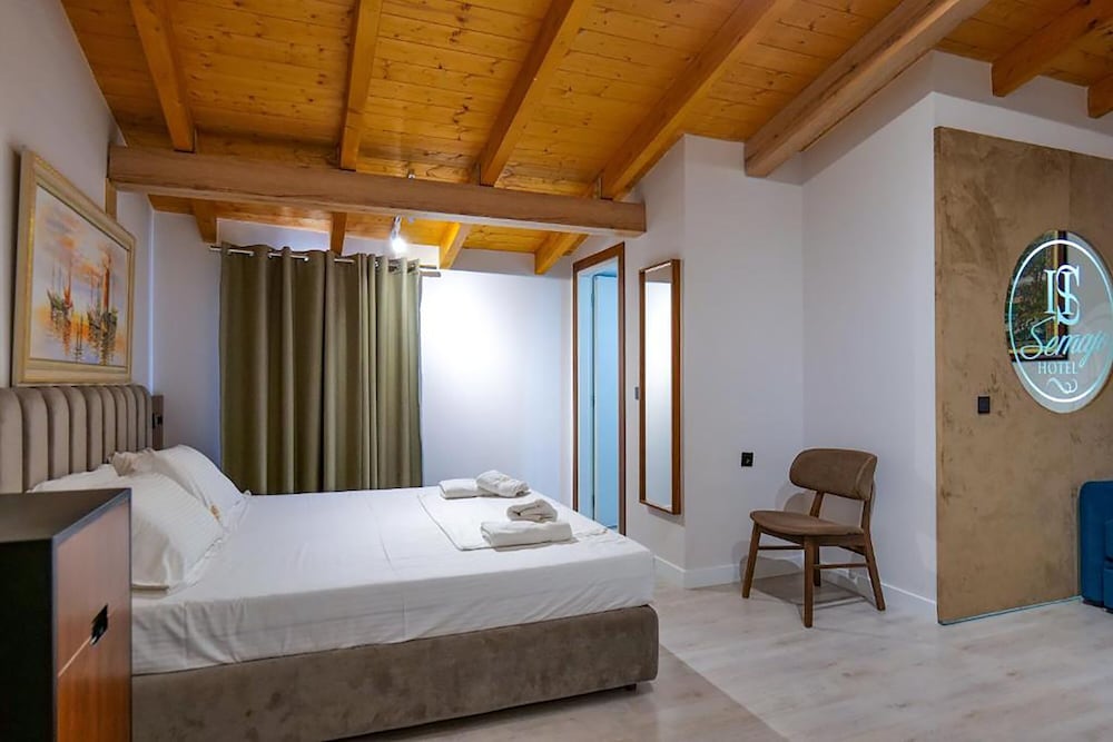 

Milano - Riviera Albanese - Hotel Semajo