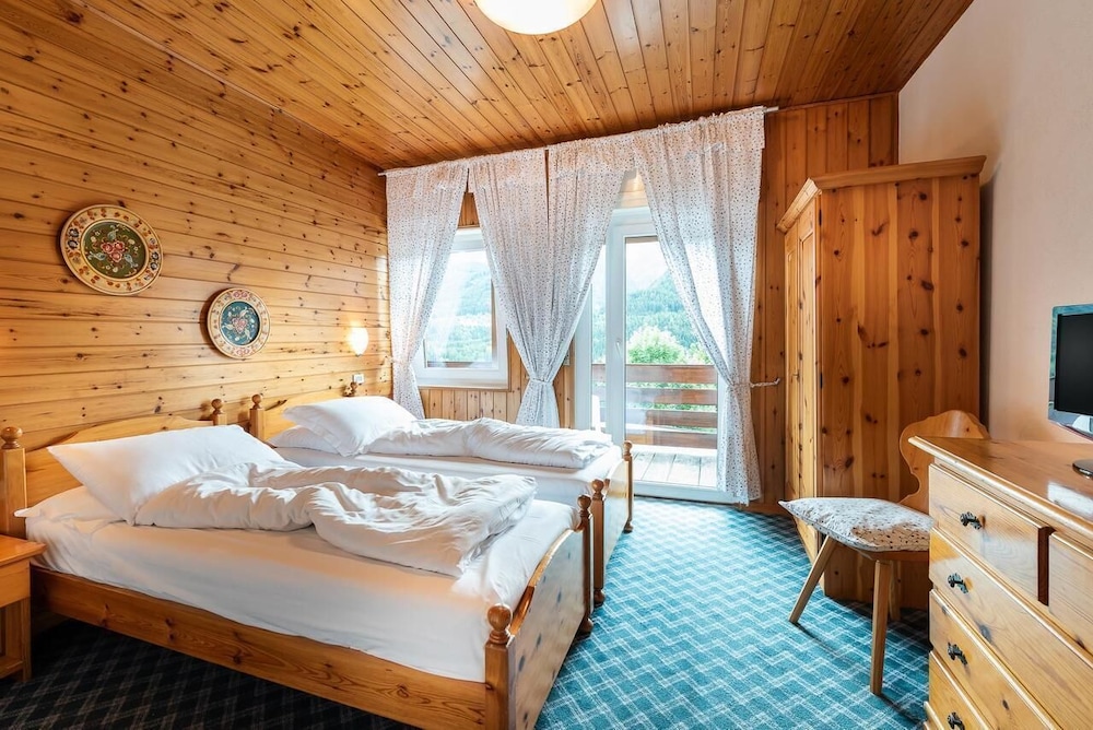 

Bari - Castello di Fiemme - Hotel Latemar