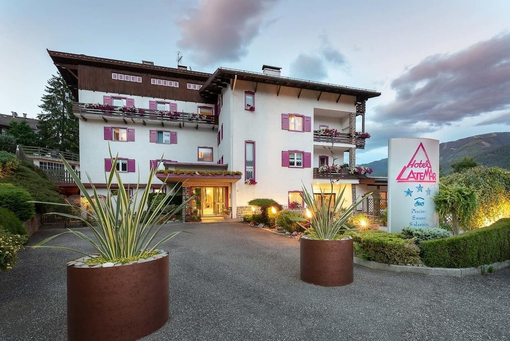 

Bologna - Val di Fiemme, Montagna Italia - Hotel Latemar