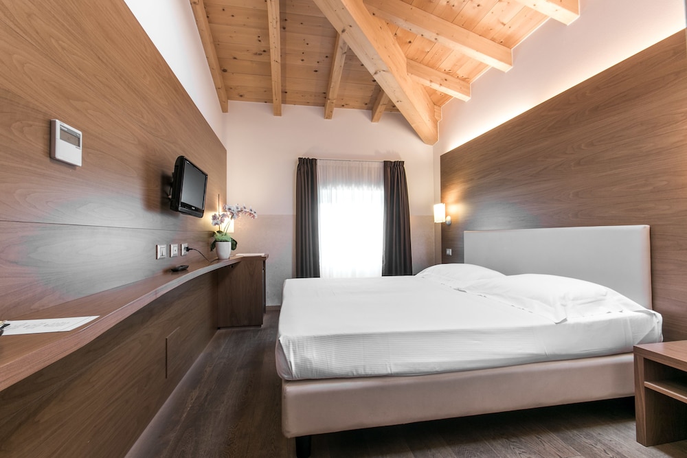 

Palermo - Villafranca di Verona - Hotel Operà