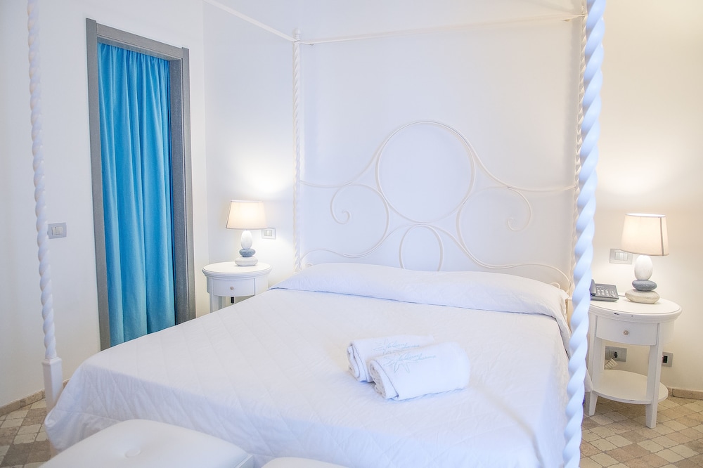 

Roma - Lipari, Isole Eolie - Hotel Cutimare - Aeolian Charme