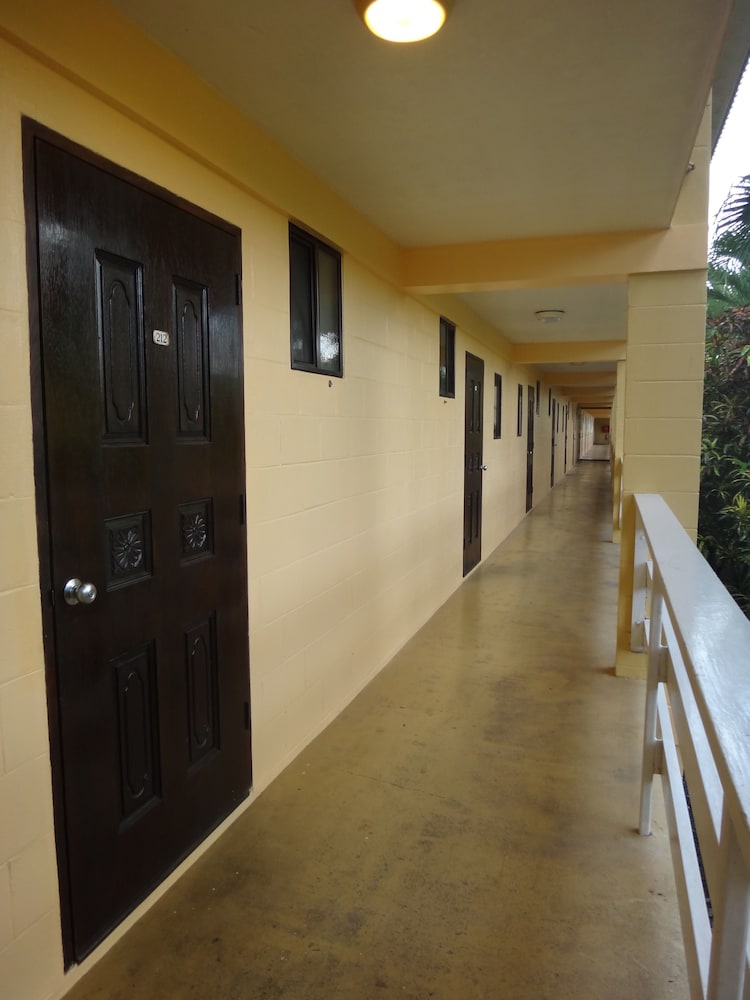 

Roma - Apia - Insel Fehmarn Hotel