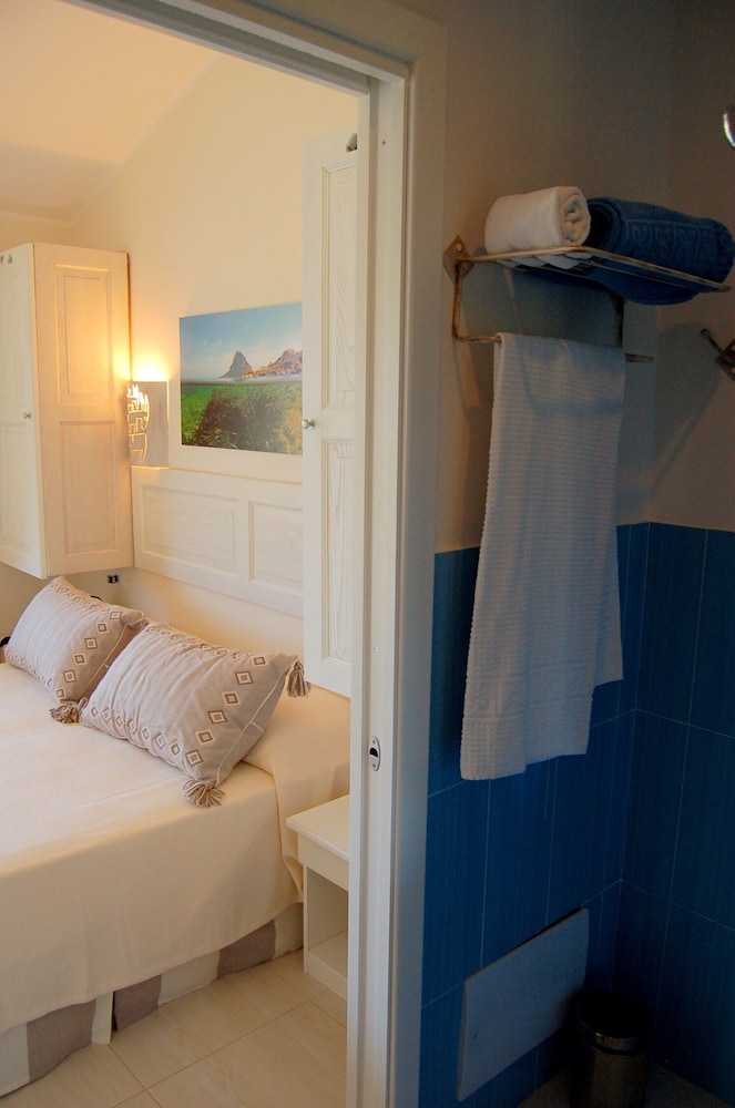 

Roma - Posada - Hotel Budoni Beach