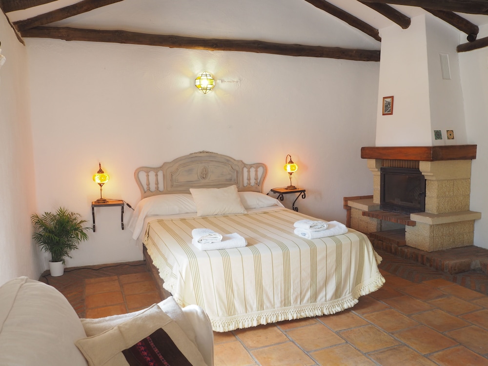 

Roma - Dúrcal - Hotel Rural Alqueria de los lentos