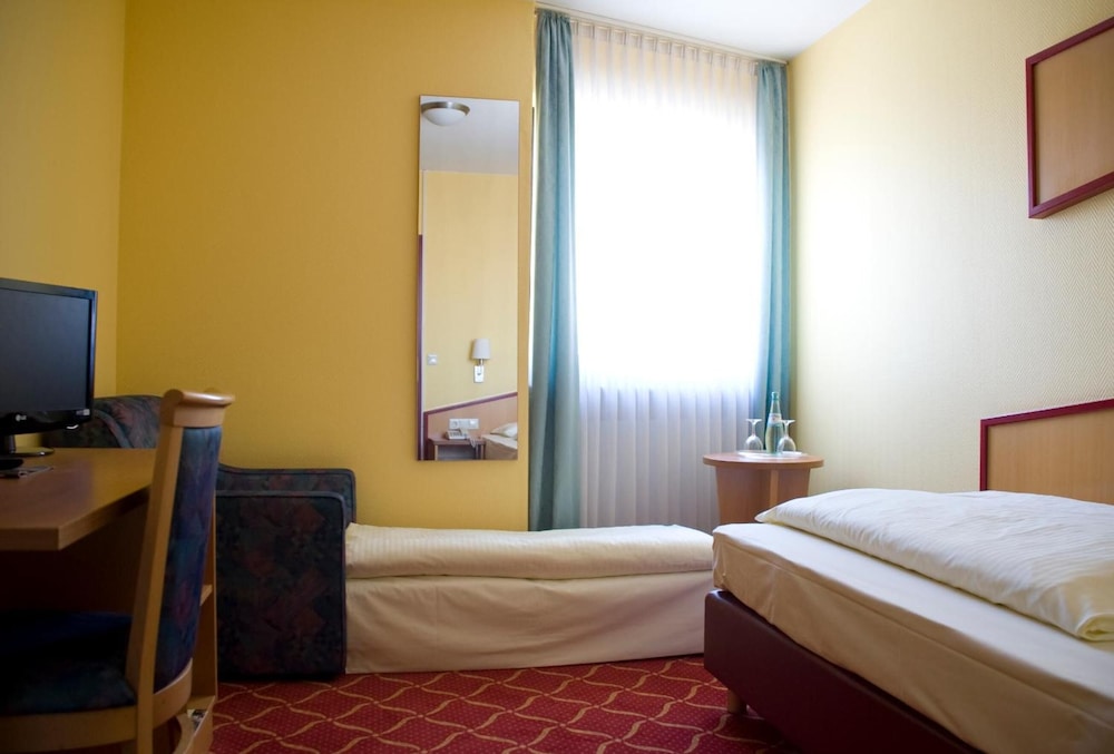 

Milano - Norimberga - Montana Hotel Nürnberg-West
