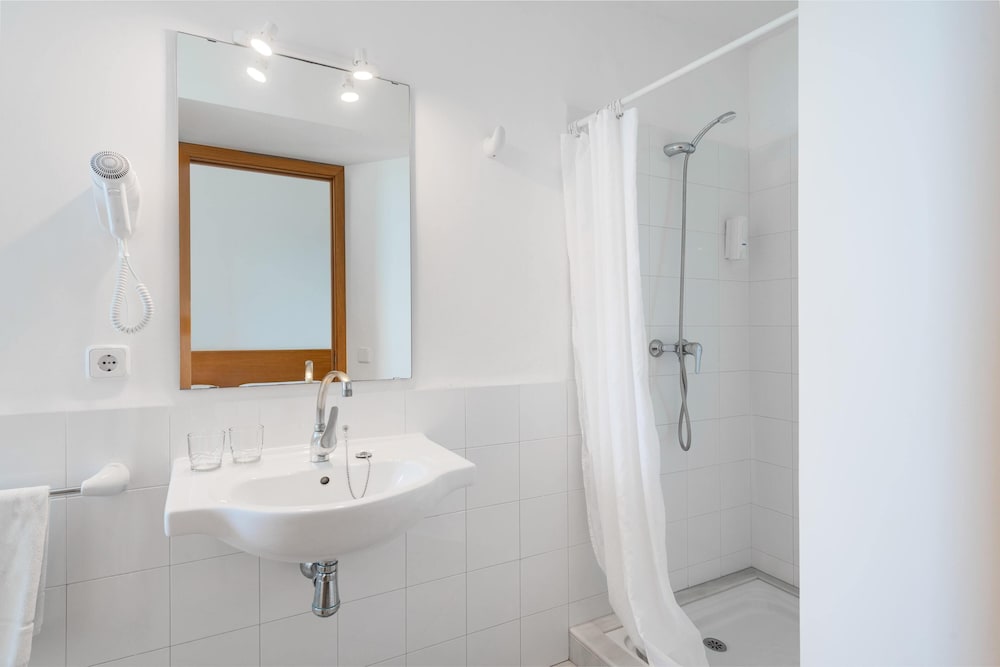 

Milano - Cala D'Or - Petit Hotel Hostatgeria Sant Salvador