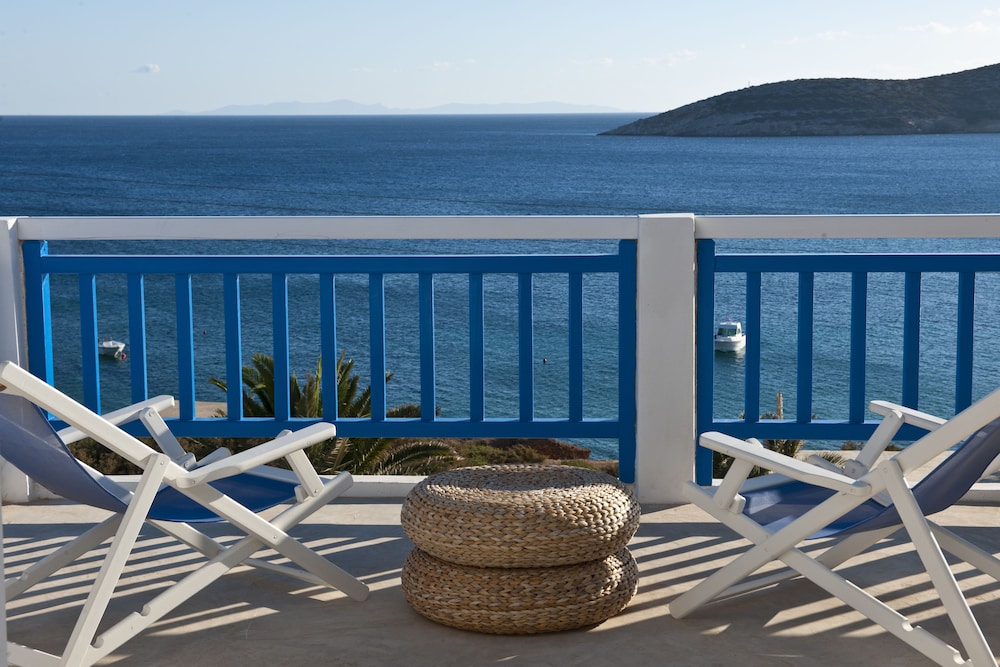 

Milano - Agios Georgios, Antiparos - Blue Dolphin Antiparos Villas and Suites