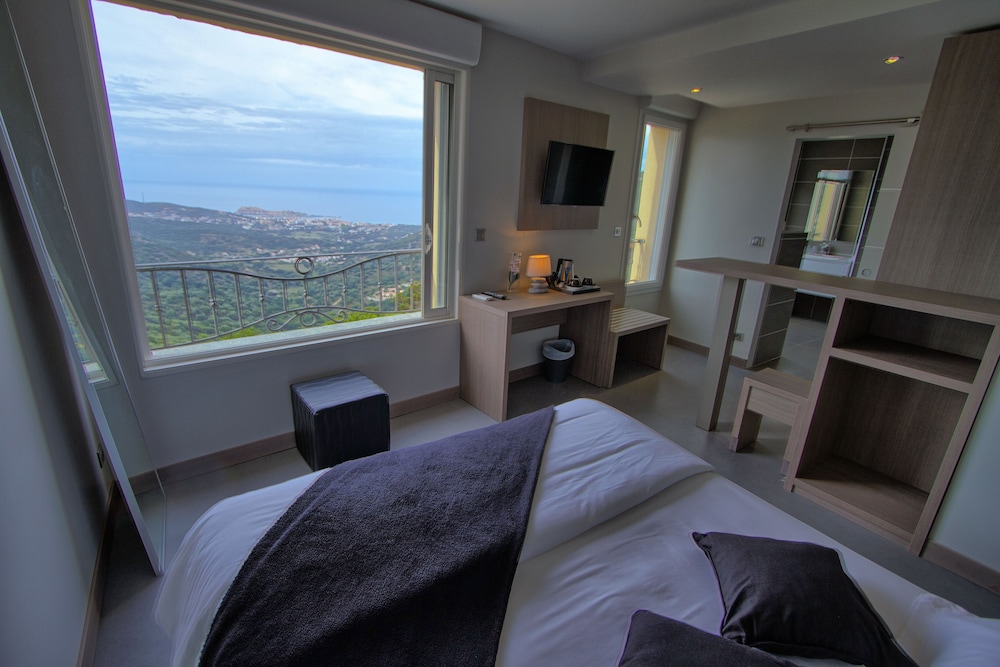 

Verona - L'île Rousse - Hotel La Santa