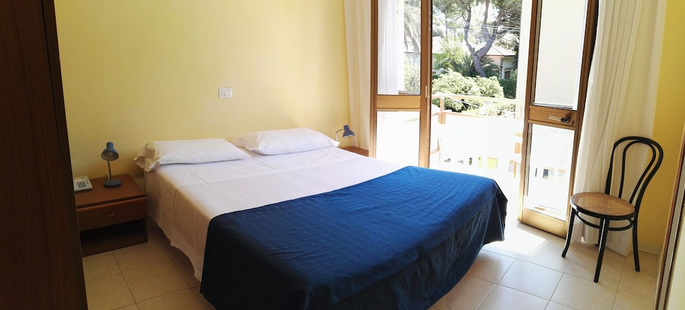 

Milano - Forte dei Marmi - Hotel Elizabeth