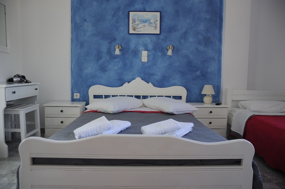 

Roma - Santorini, Isole Greche - Villa Michalis