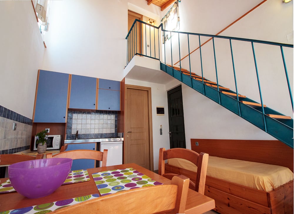 

Milano - Roda, Corfù - Nireas Studios & Apartments