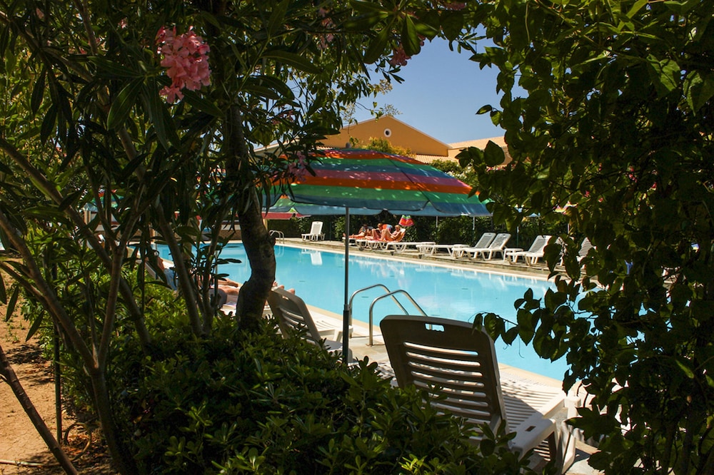 

Firenze - Acharavi - Nireas Resort Corfu