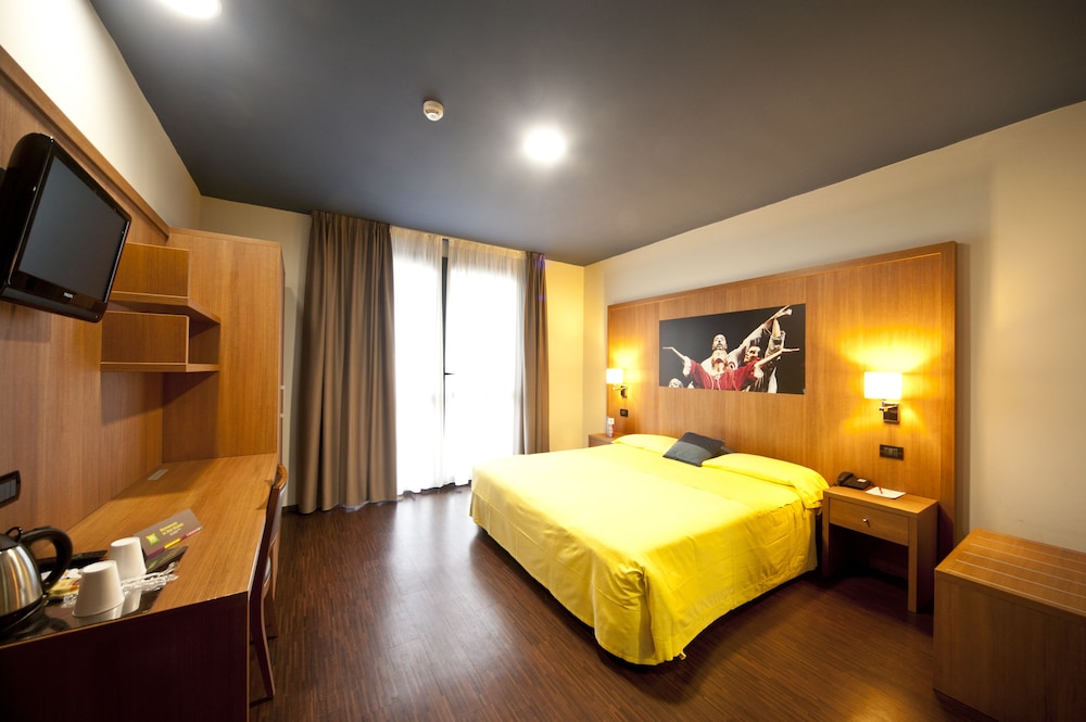 

Palermo - Parma - Ibis Styles Parma Toscanini