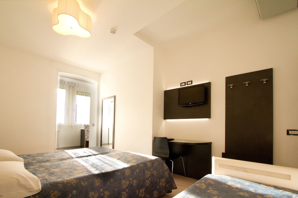 

Palermo - Trieste - Hotel Roma