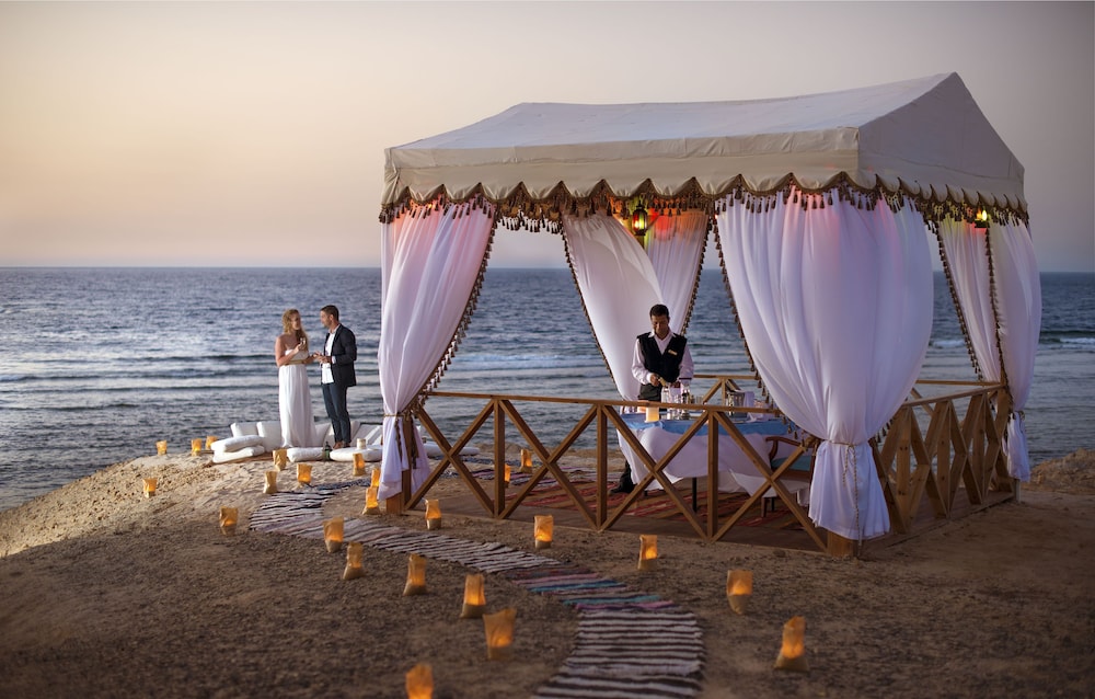 

Bari - Port Ghalib - Concorde Moreen Beach Resort