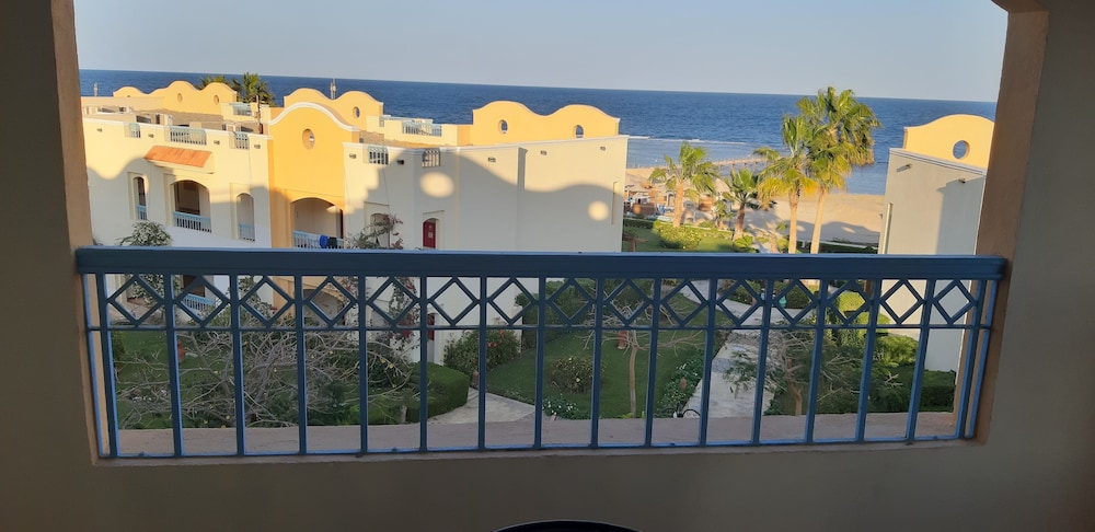 

Milano - Port Ghalib - Concorde Moreen Beach Resort