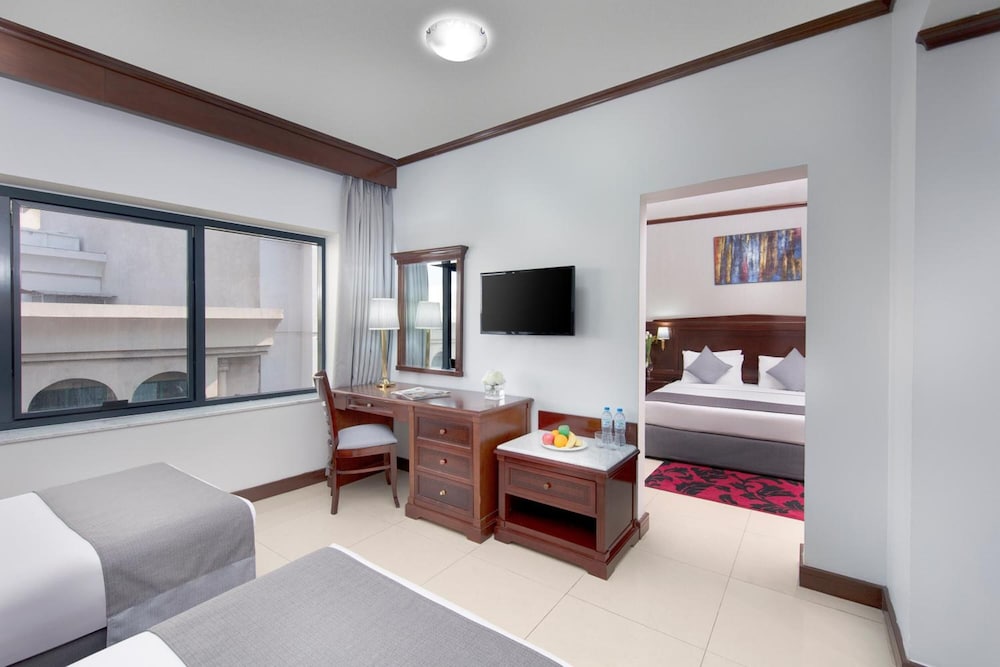 

Roma - Dubai - Admiral Plaza Hotel