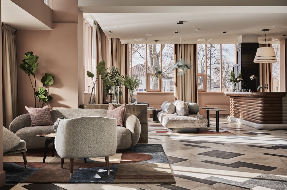 

Milano - Tønsberg - Hotel Klubben