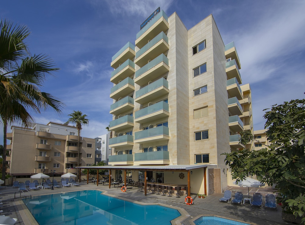 

Milano - Limassol - Kapetanios Limassol Hotel
