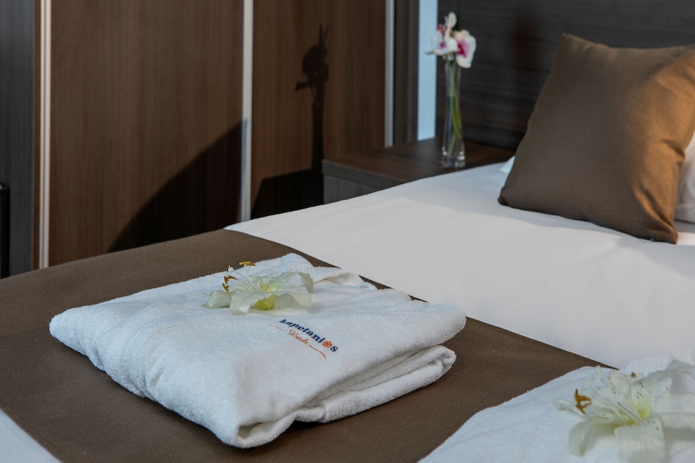 

Venezia - Limassol - Kapetanios Limassol Hotel
