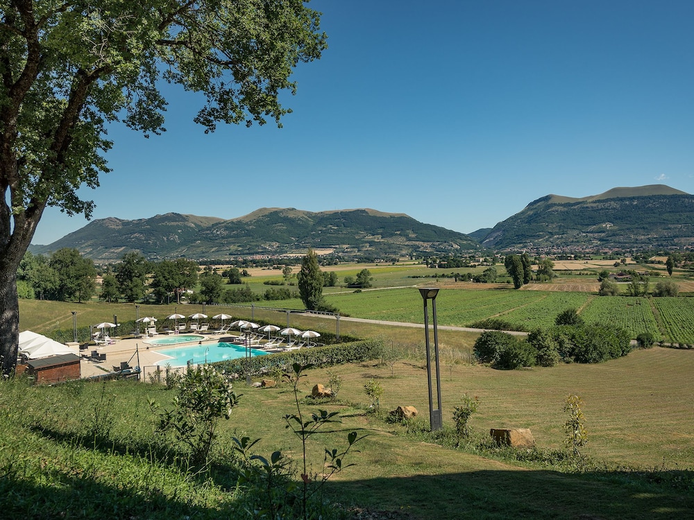 

Cagliari - Gubbio - Hotel Villa Montegranelli