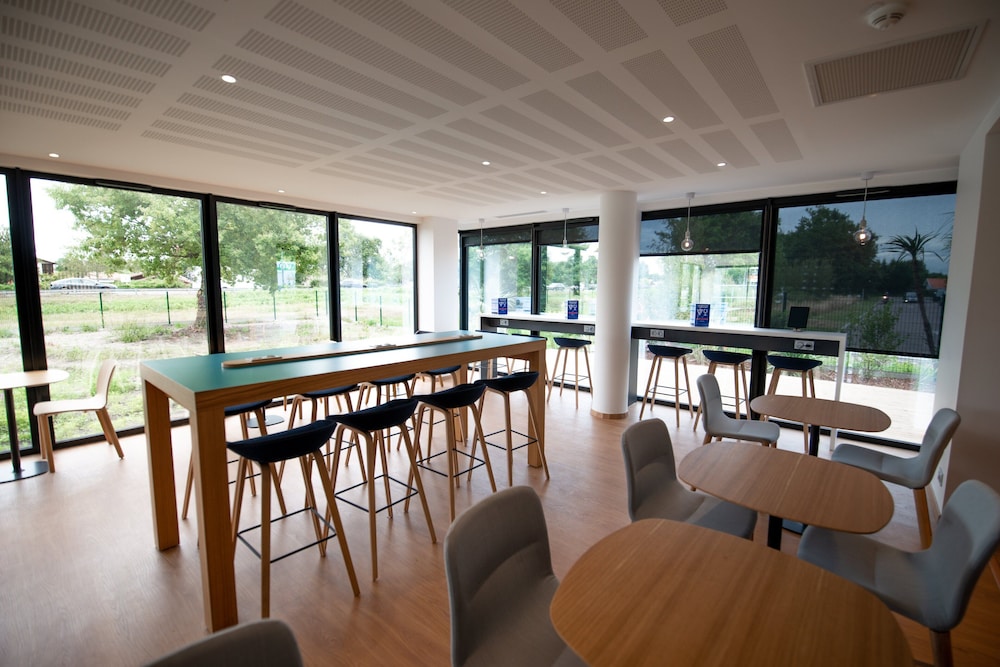 

Roma - Gujan-Mestras - Holiday Inn Express Arcachon - La Teste