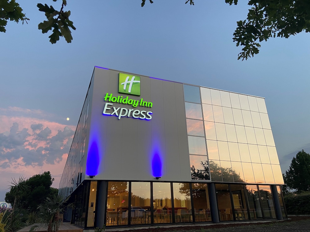 

Firenze - Gujan-Mestras - Holiday Inn Express ARCACHON - LA TESTE
