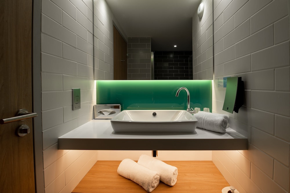 

Milano - Arcachon - Holiday Inn Express ARCACHON - LA TESTE
