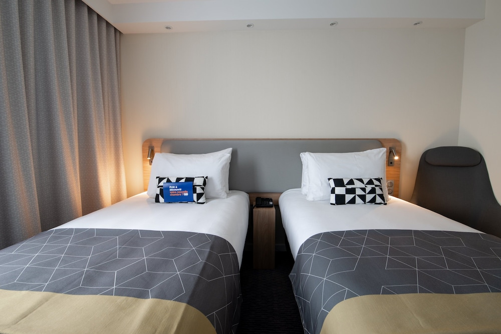 

Roma - La Teste-de-Buch - Holiday Inn Express Arcachon - La Teste