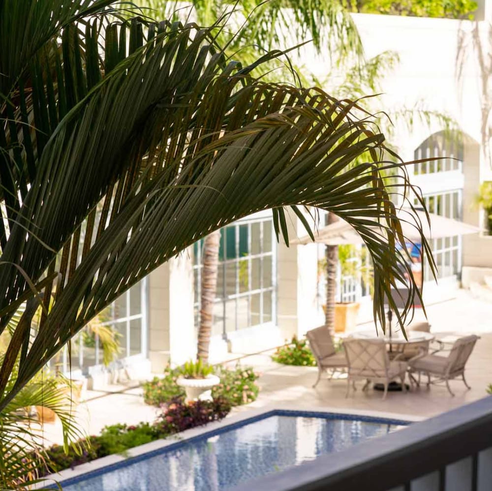 

Milano - Saint Lawrence - Savannah Beach Club Hotel