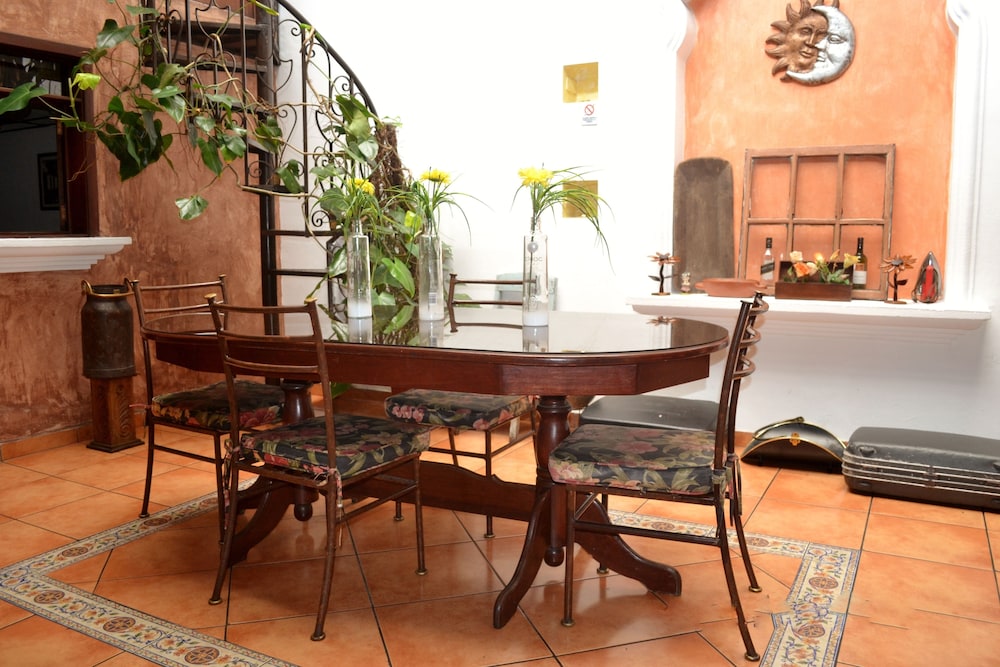 

Torino - San Salvador - Hotel Villa Florencia Centro