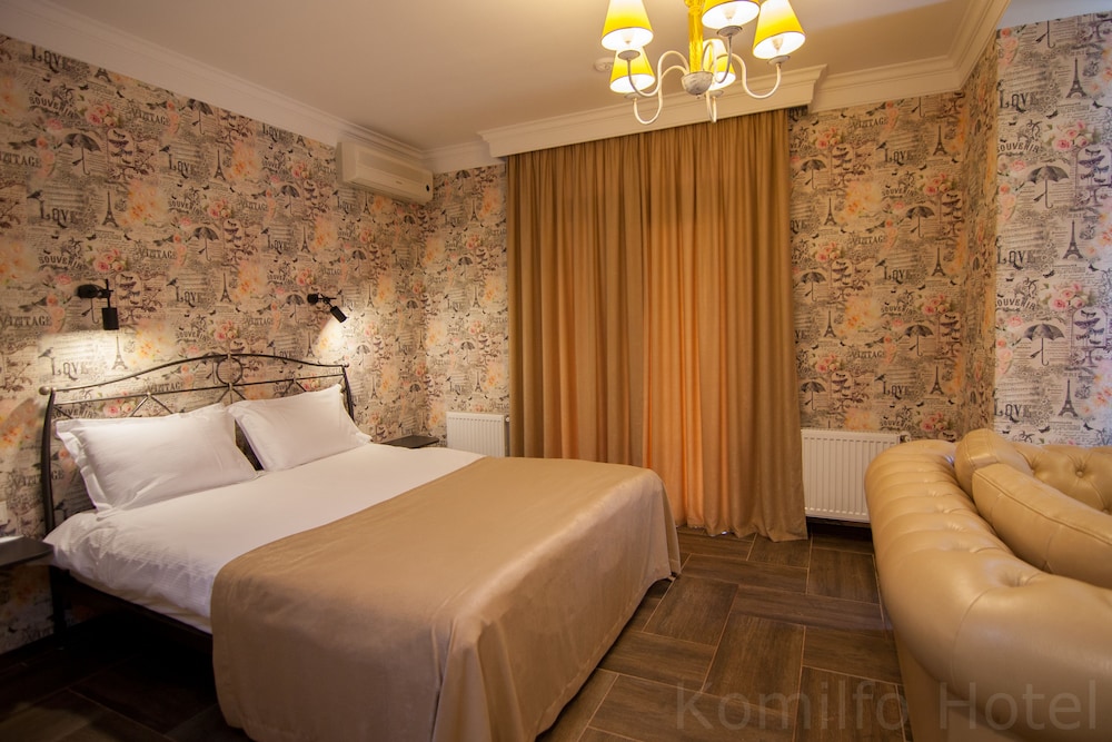 

Milano - Chişinău - Komilfo Hotel