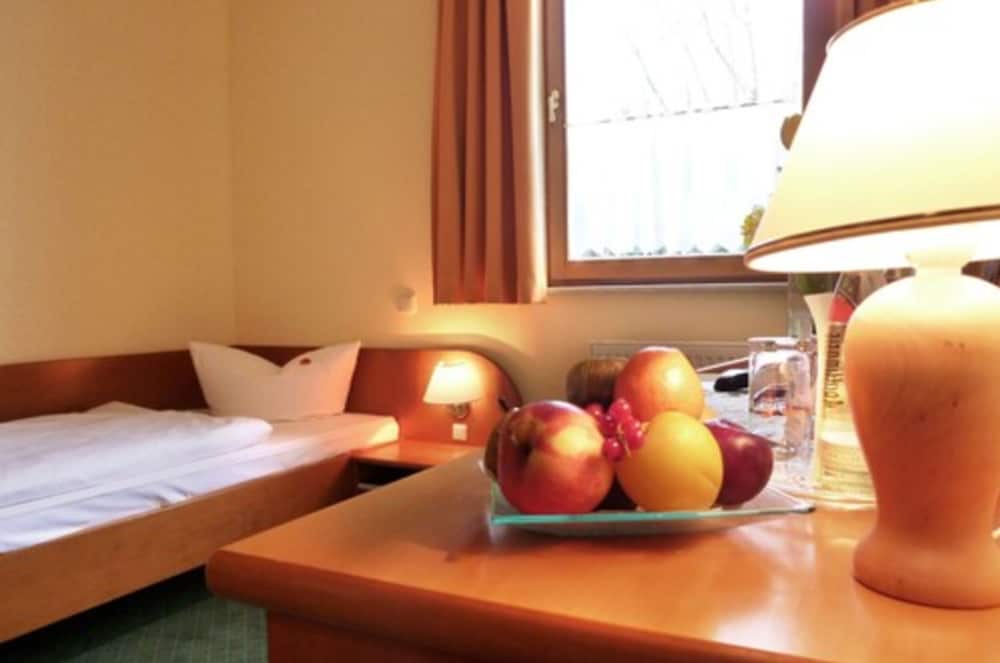 

Roma - Dresda - Landhotel Dresden