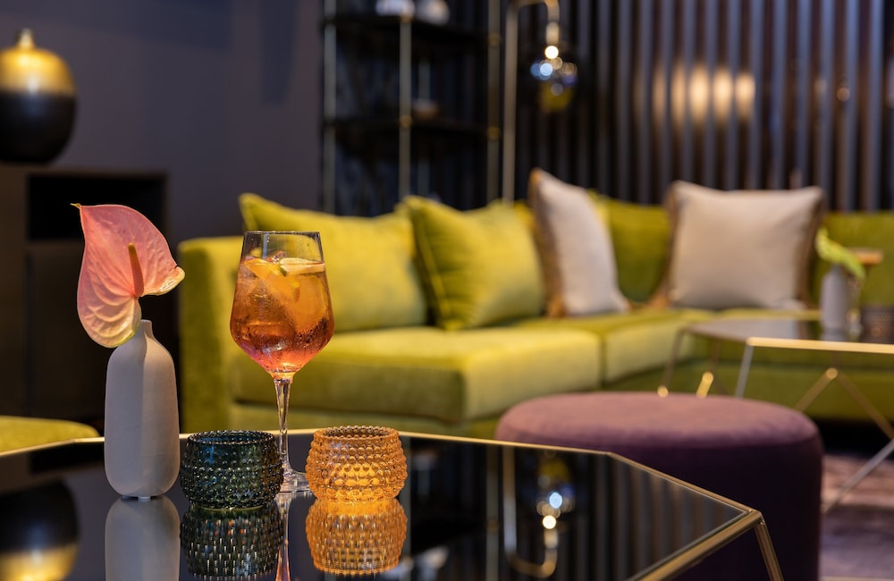 

Cagliari - Verona - Leonardo Hotel Verona