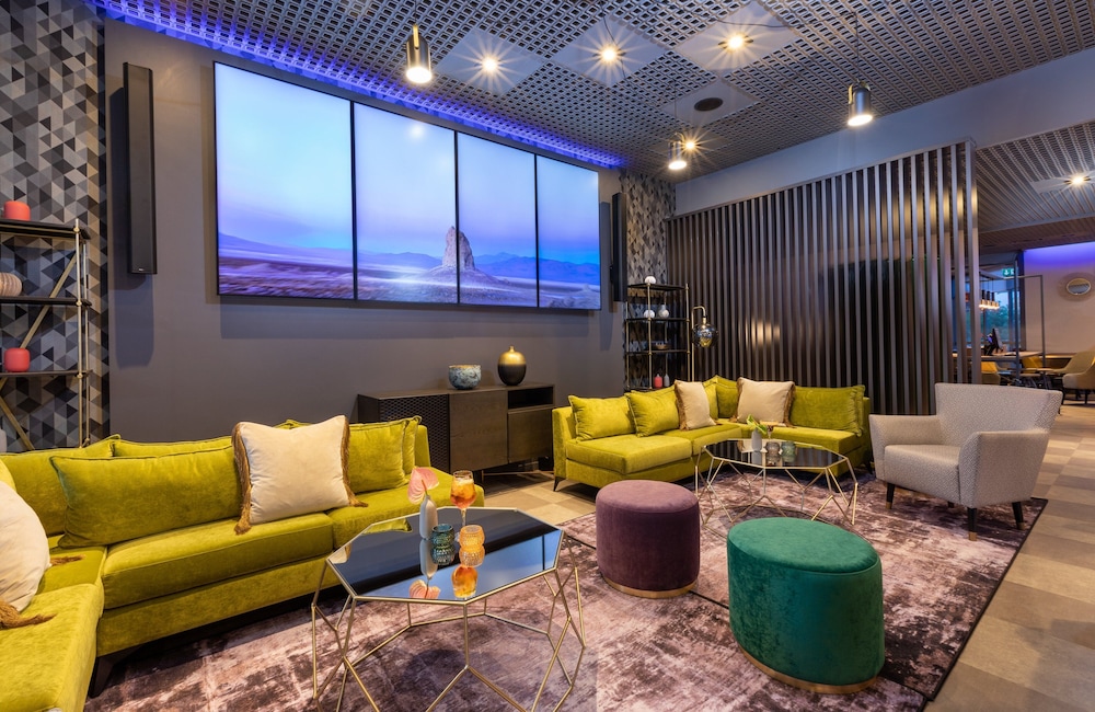 

Cagliari - Verona - Leonardo Hotel Verona