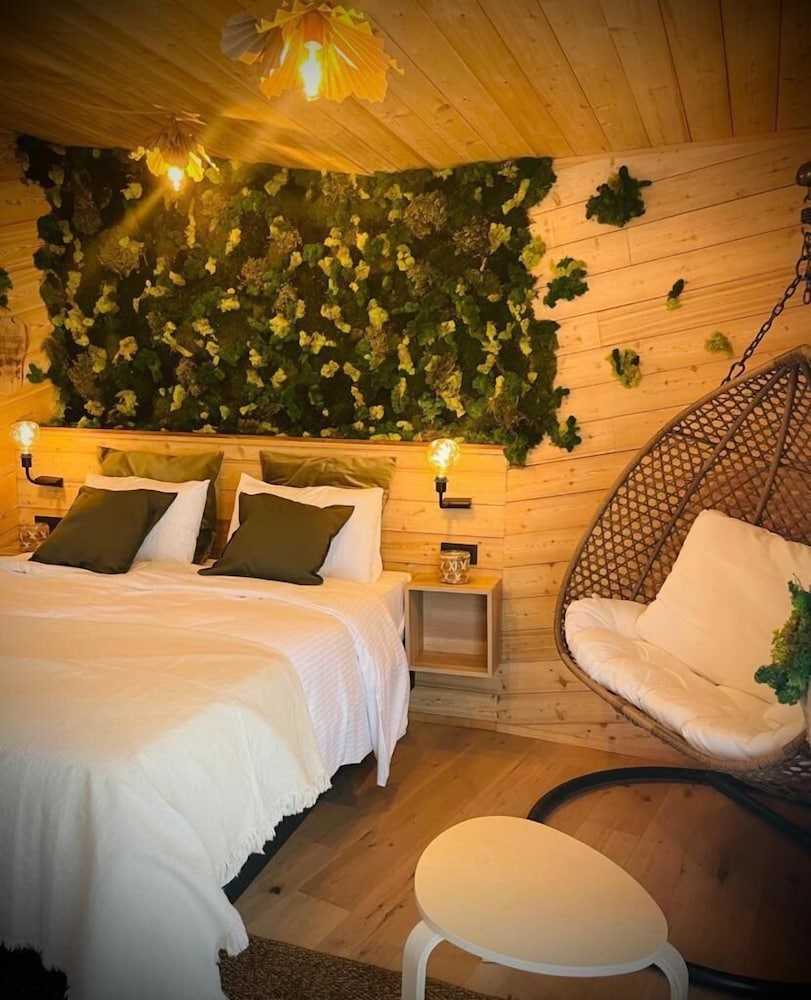 

Roma - Jurbise - Utopia Hotel - Art & Nature Hotel