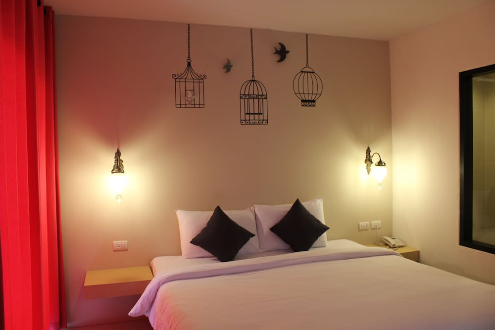 

Bologna - Kata Beach - Acca Patong Apartments