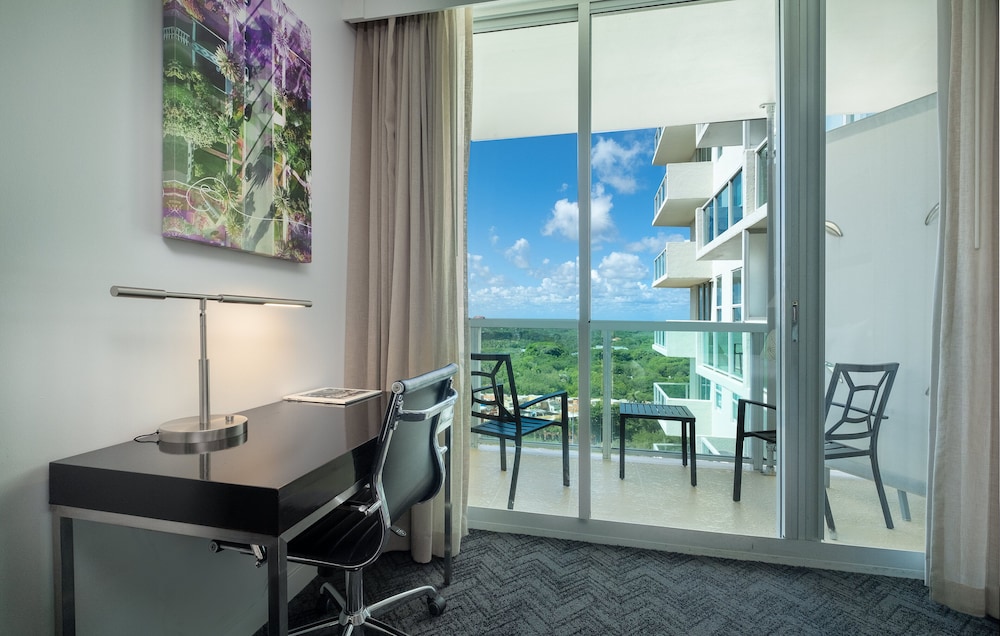 

Roma - South Miami - Private Oasis at Arya