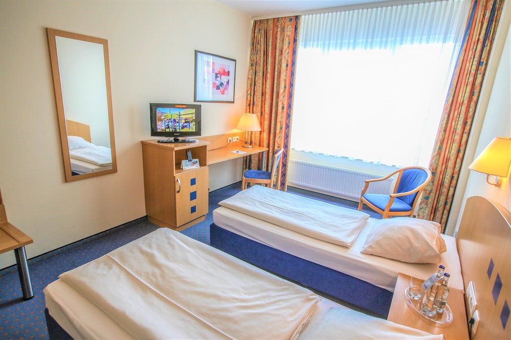 

Napoli - Hannover - YORS Hotel Hannover