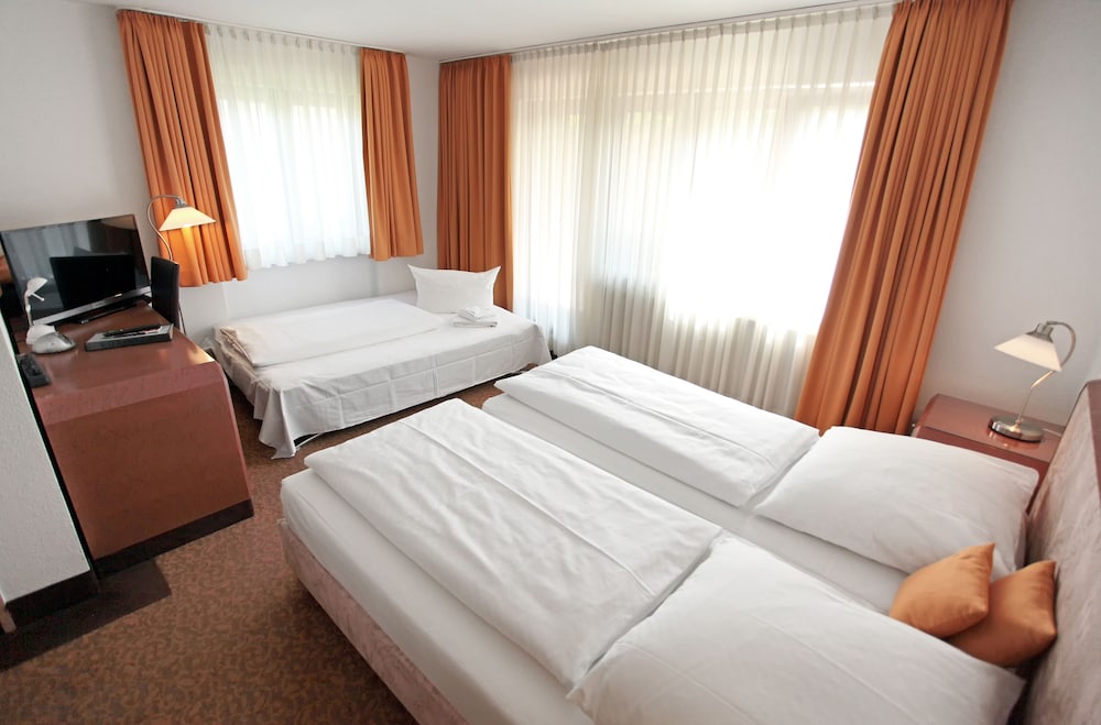 

Milano - Stuttgart Airport - Hotel Flora Möhringen