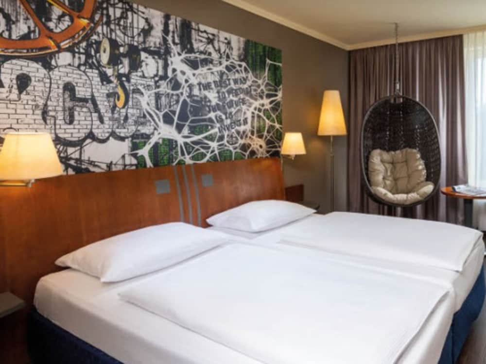 

Napoli - Schwielowsee - Seminaris SeeHotel Potsdam
