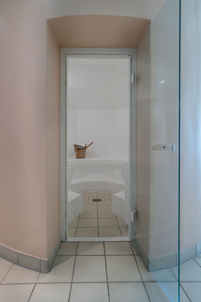 

Palermo - Schwielowsee - Seminaris SeeHotel Potsdam