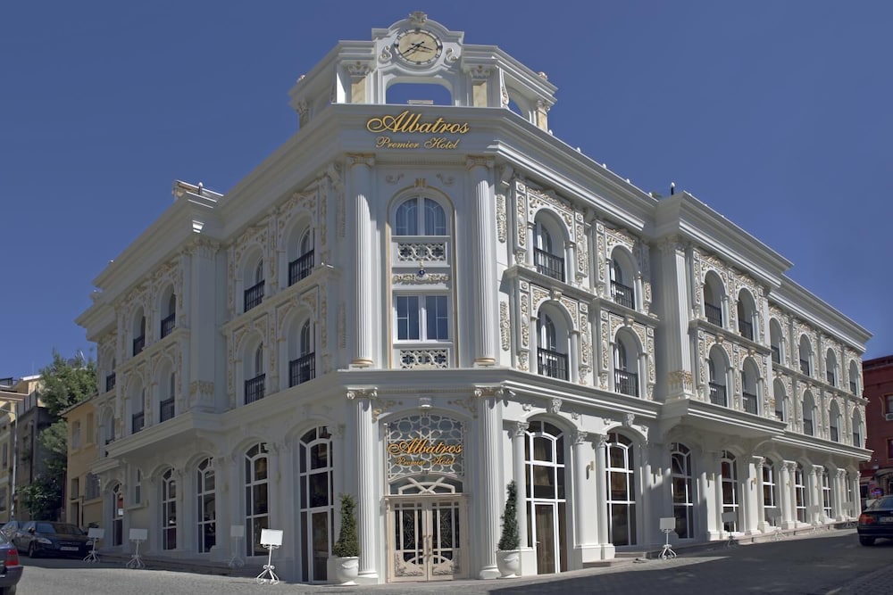 

Milano - Istanbul - Albatros Premier Hotel - Special Class