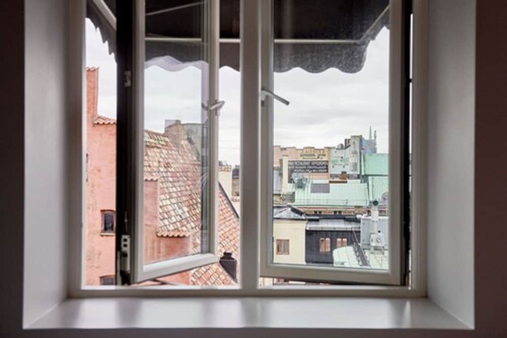 

Bologna - Malmö - Moment Hotels