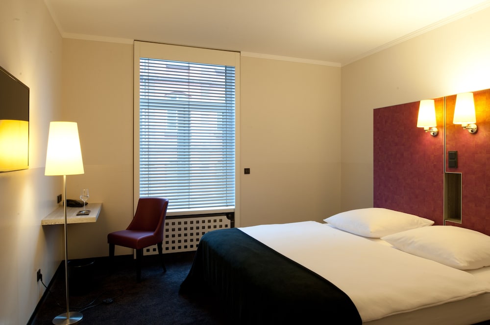 

Milano - Offenbach - Hotel Topas Frankfurt City
