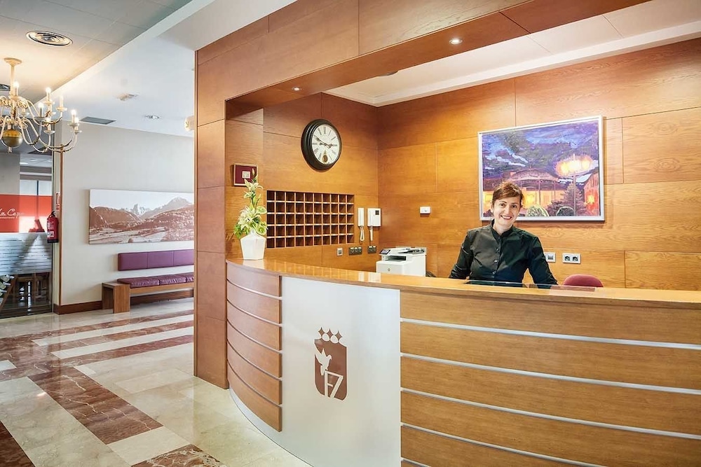 

Roma - Oviedo - Hotel Zalle Don Fernando